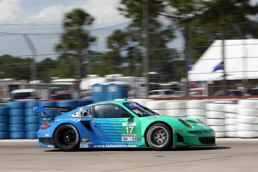  Porsche 911 GT3 RSR 2012 года  (фото 255 из 429)